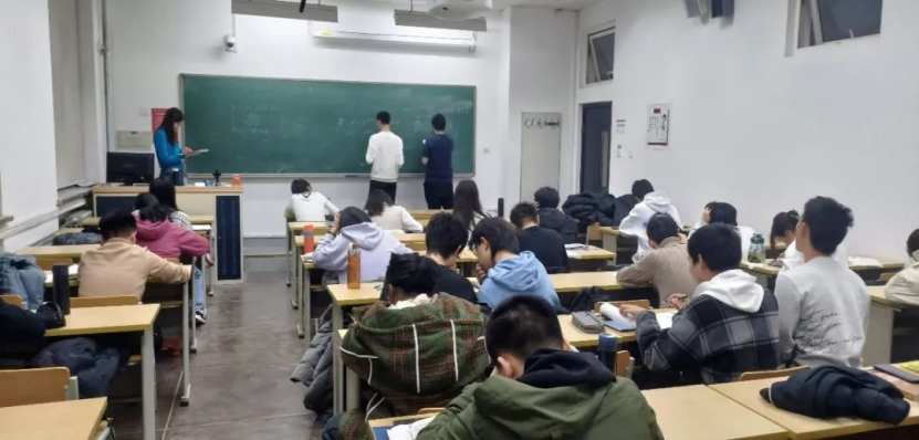 日本成人动画